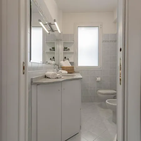 H11 Casapa Parcheggio - Appartement San Remo