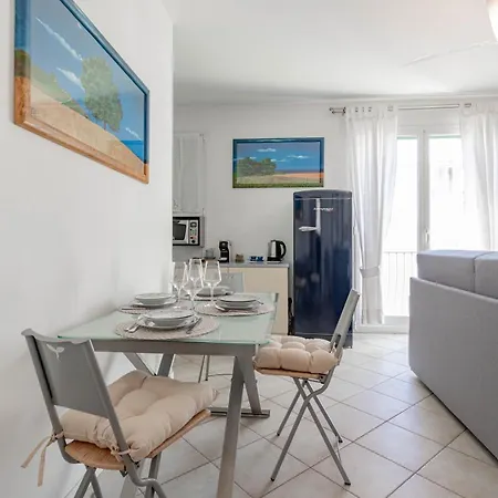 H11 Casapa Parcheggio - Apartman *