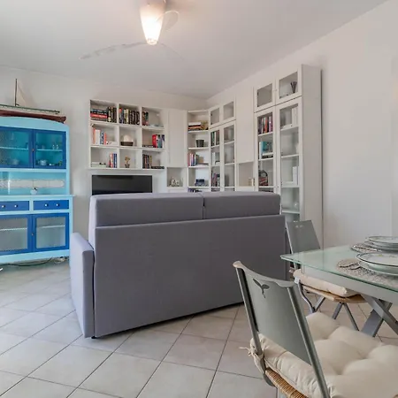 H11 Casapa Parcheggio - *